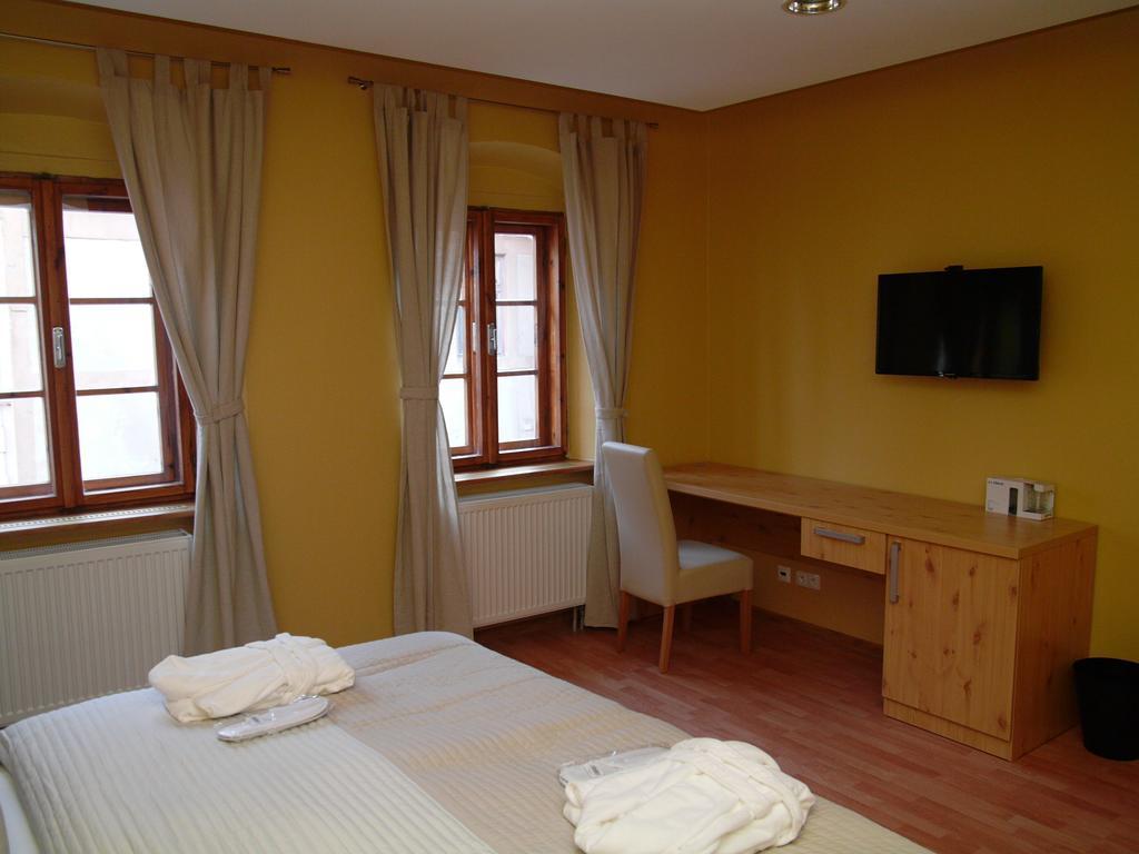 Apartments And Suites Kremnica Bilik gambar