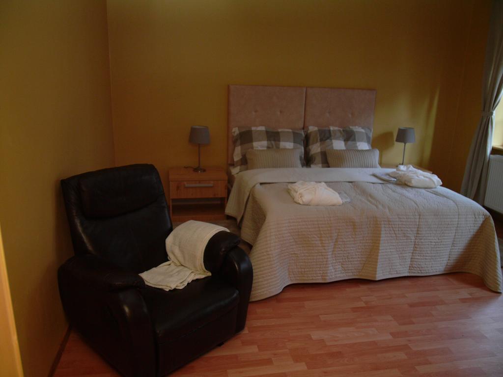 Apartments And Suites Kremnica Bilik gambar
