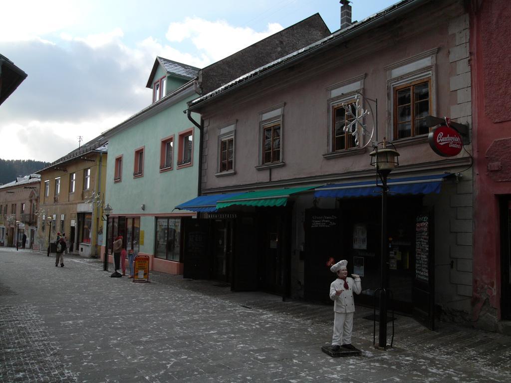 Apartments And Suites Kremnica Luaran gambar